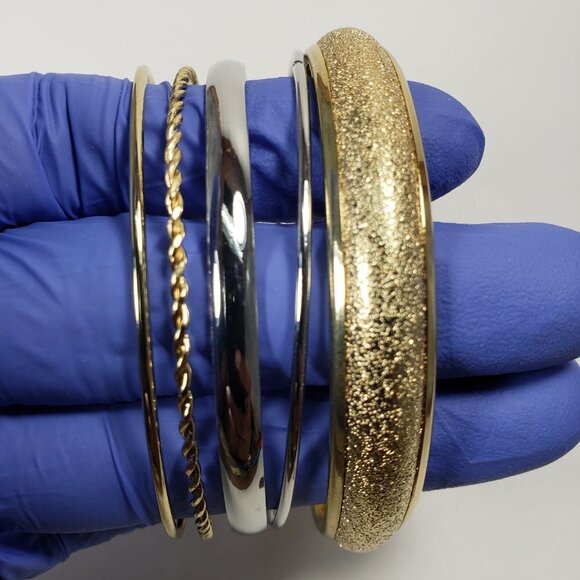Set of 5 Textured Silver & Gold Tone Bangle Bracelets - Women's Fashion Jewelry - Picture 3 of 5